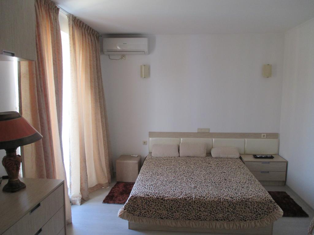 Apartment Crystal Beach 네세부르 객실 사진