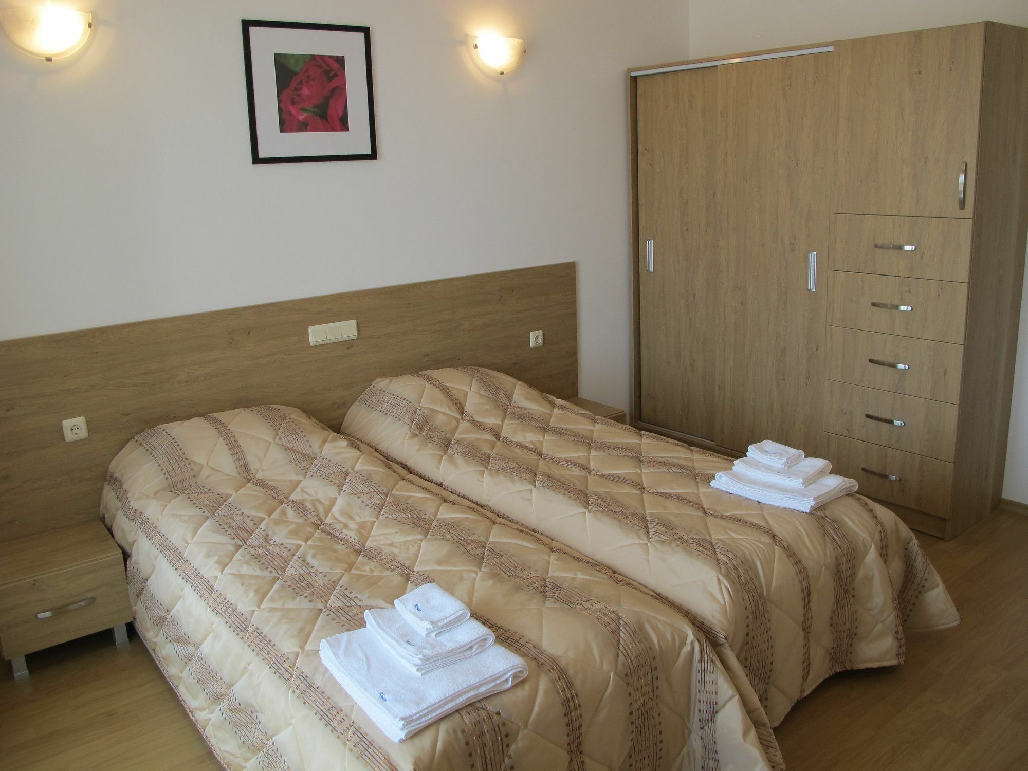 Apartment Crystal Beach 네세부르 외부 사진